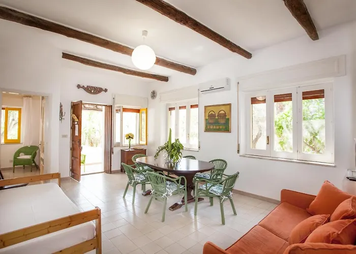 Semesterbostad Villaggio Placido *