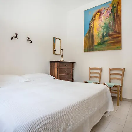 بيت للعطل Villaggio Placido *